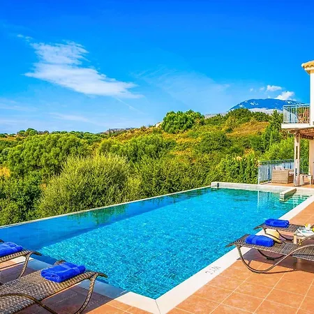 فيلة Louloudia Ratzaklíon