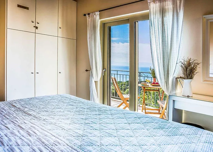 Louloudia Villa Ratzaklíon