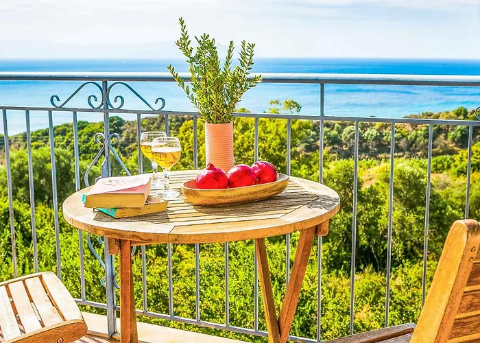 Louloudia Villa *