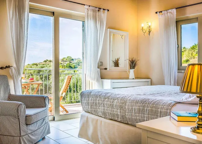 Louloudia Villa Ratzaklíon